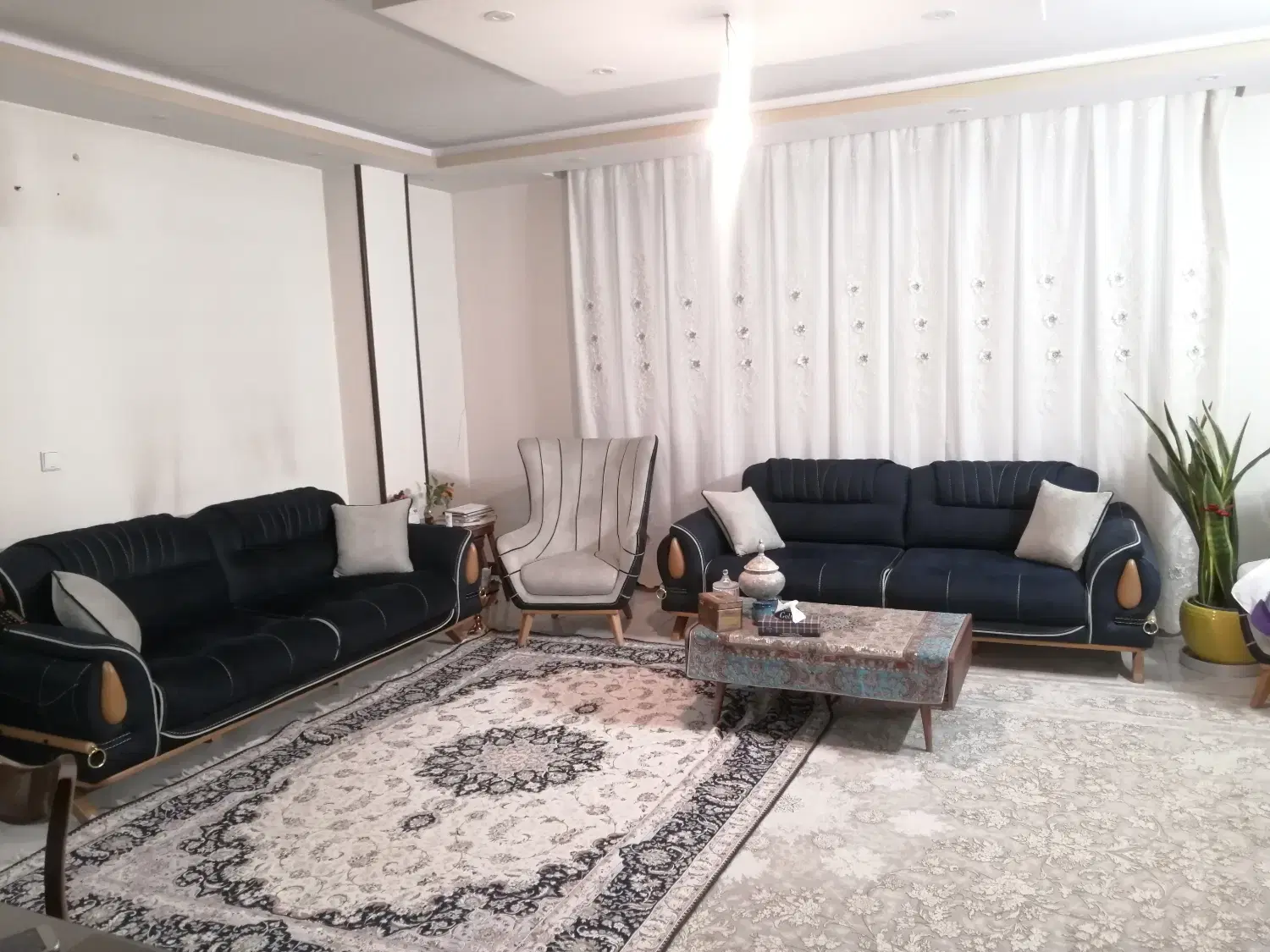 آپارتمان 80 متر دو خوابه ساخت 1400