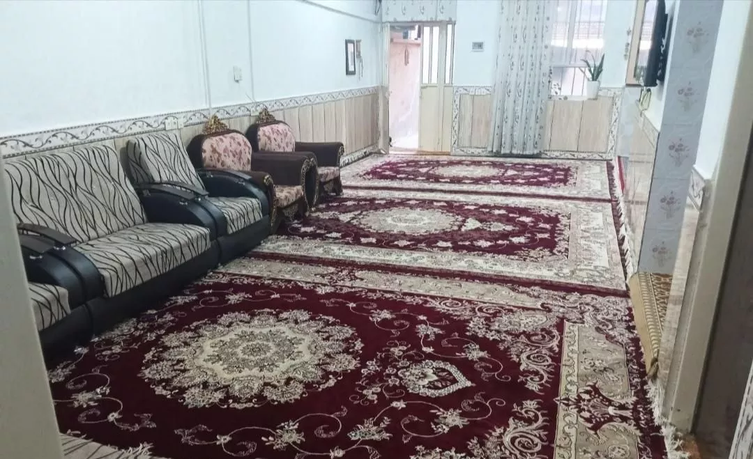 سوییت ،پارکینگ و خانه مسافر امیریان (مهران)