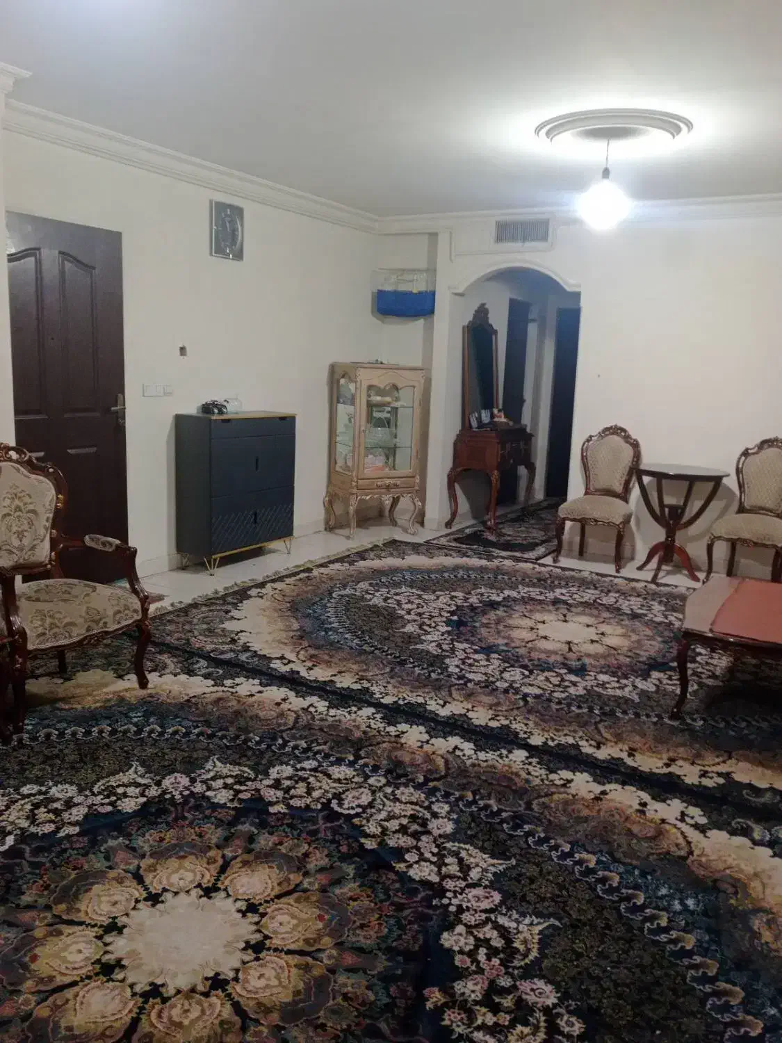 رهن و اجاره آپارتمان 2خوابه در بومهن