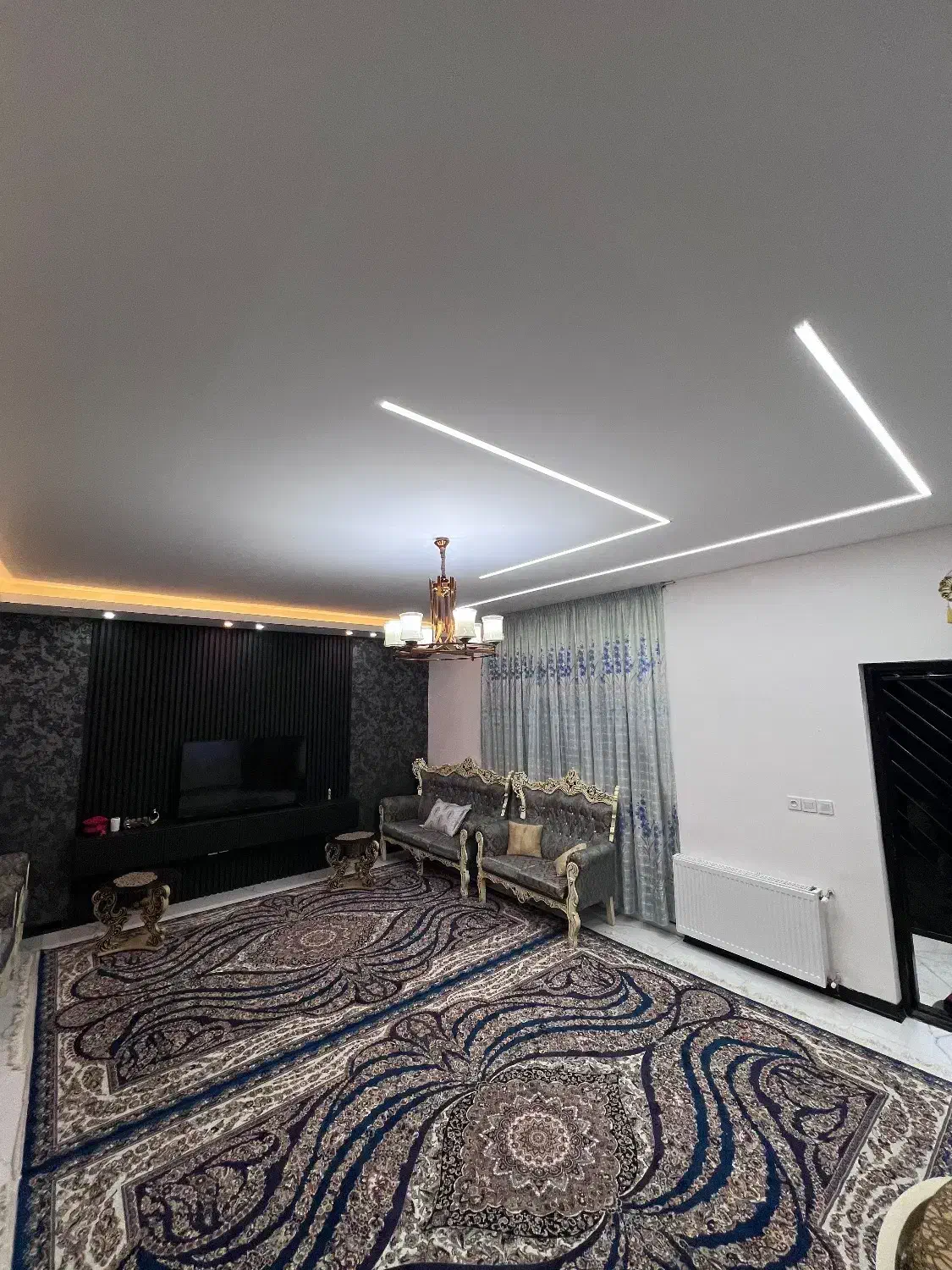 ویلا فلت مدرن جنگلی