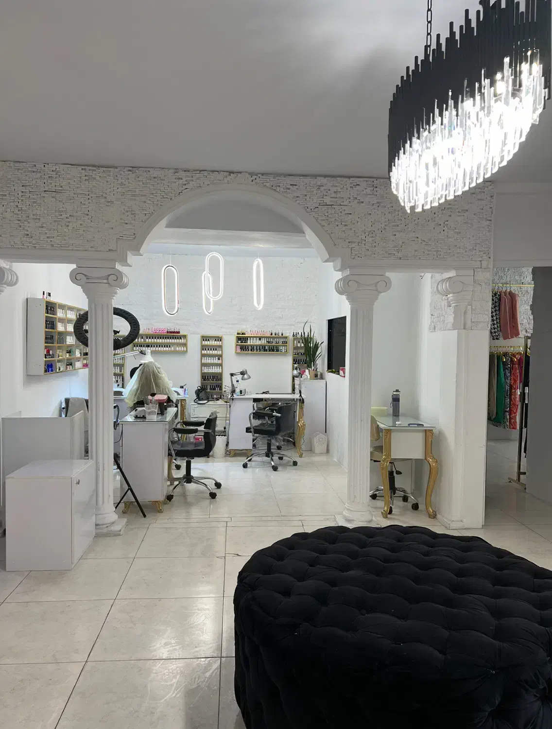اجاره میز ناخن و تخت