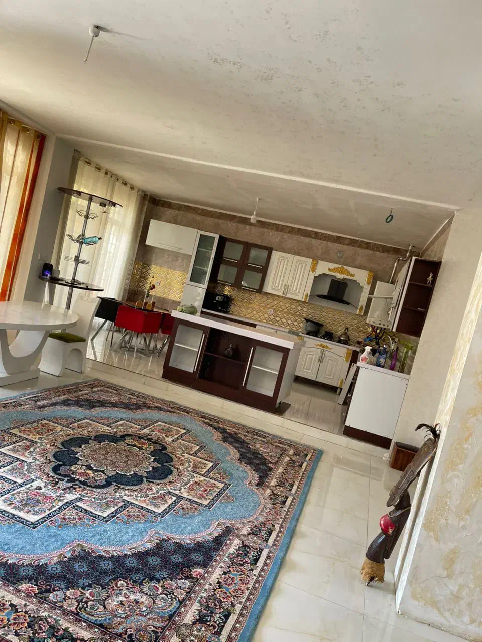 اجاره روزانه باغ قلات