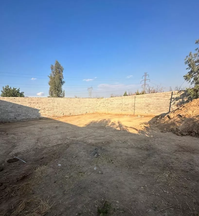زمین ۳۵۰ متری قلعه سفید گلدشت بلوار پژوهش