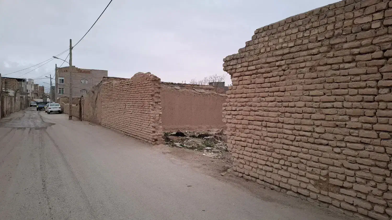 ملکش  پشت شرکت تعاونی قطعه دوم سیدالشهدا ۱۸ و ۱۶