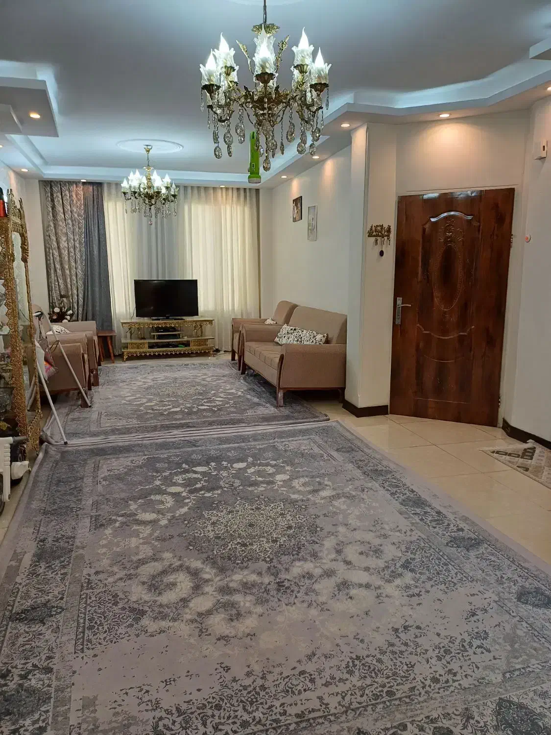 ۶۵.۴متری شیک وتک واحدی بازسازی و پارکینگ