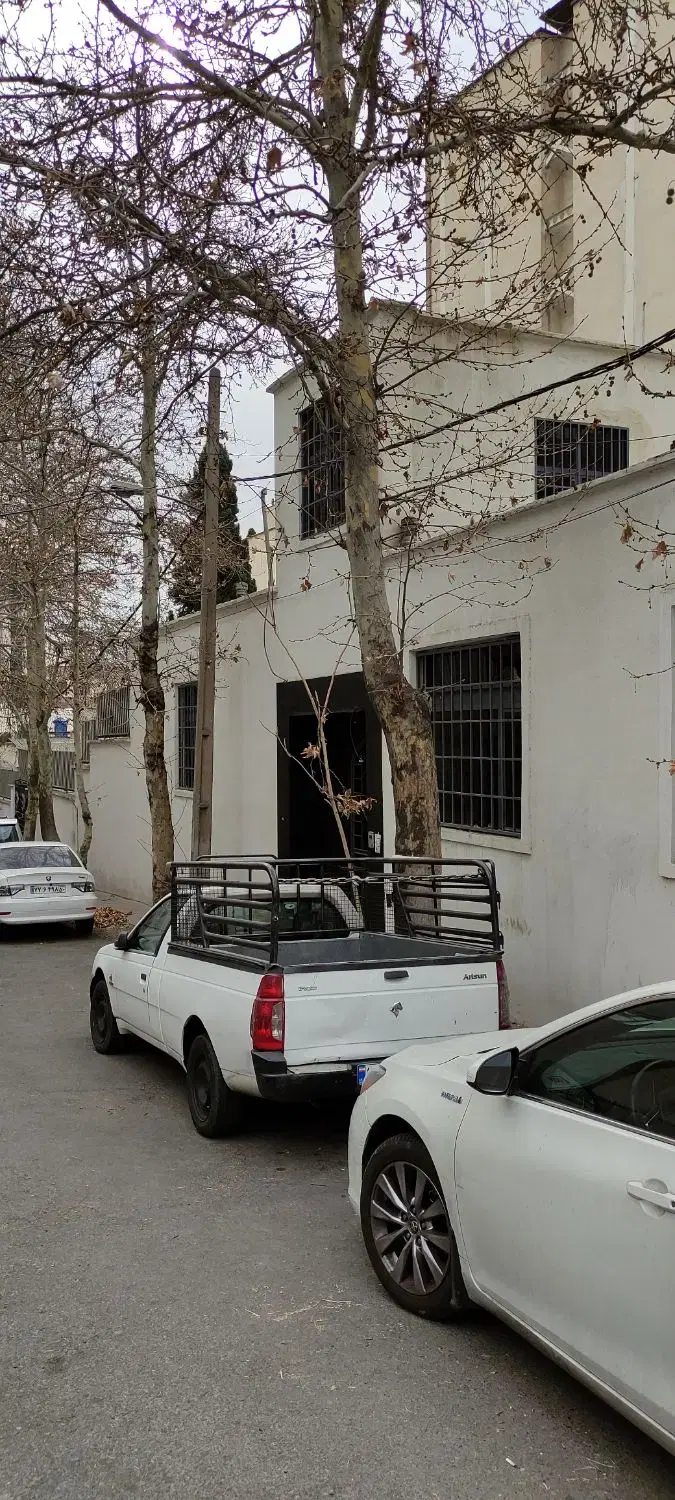 نیاوران ۱۲۰۰ متر  کلنگی جوازدار