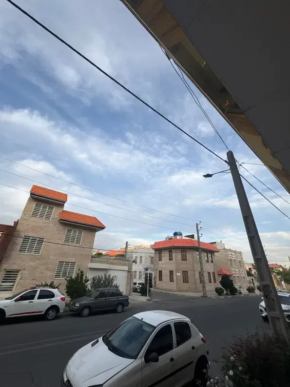 سه طبقه ویلایی فاز ۴ اندیشه