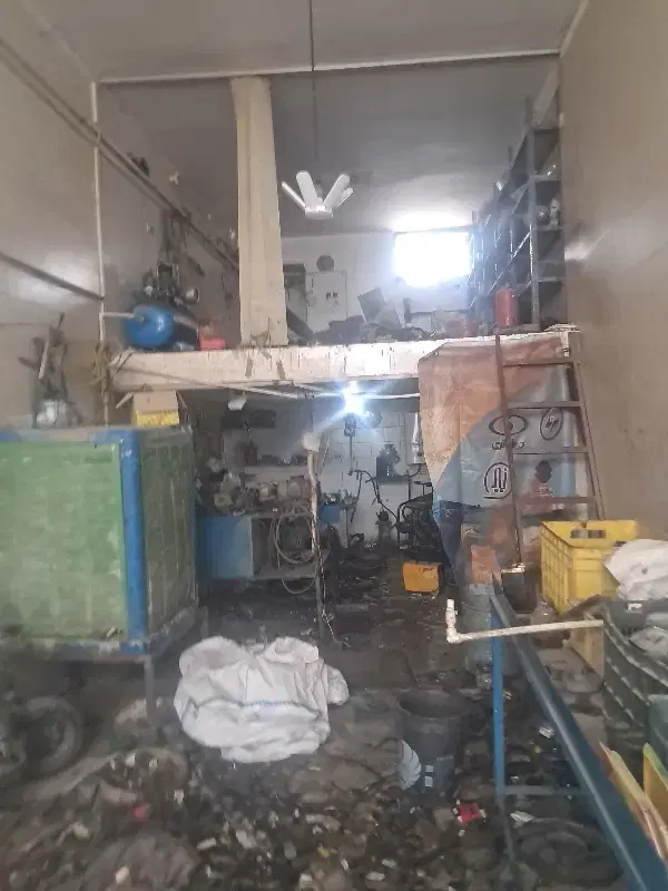 50مترمغازه تجاری ملک