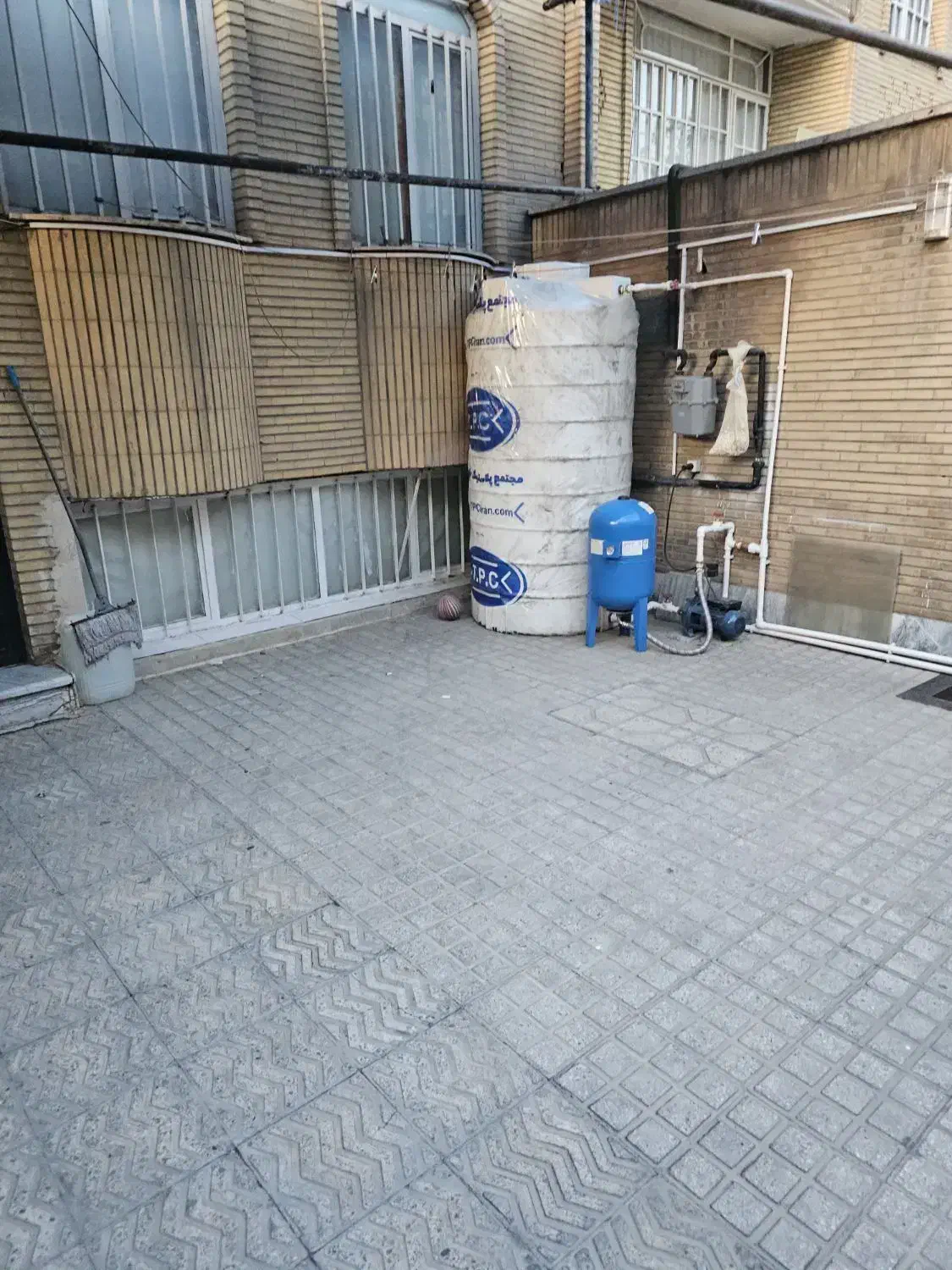 آپارتمان رهن کامل