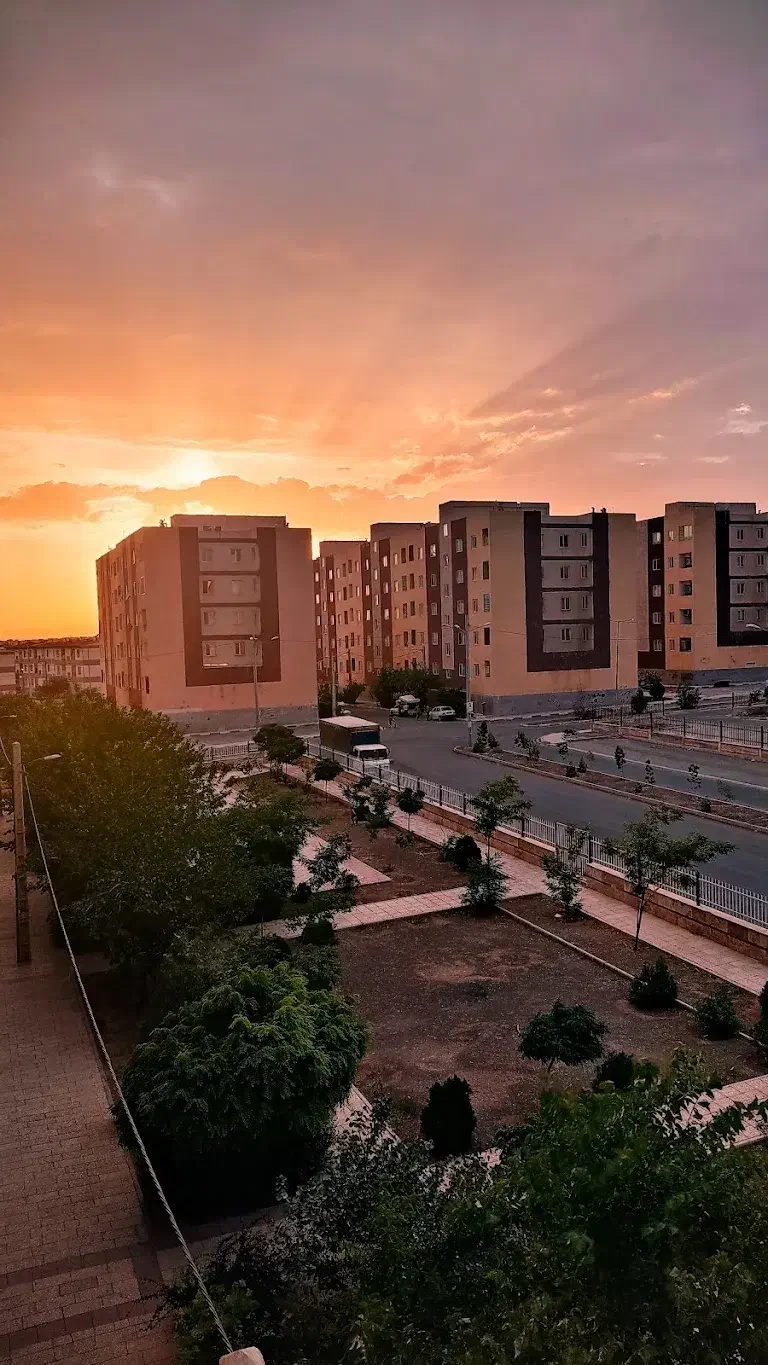 اپک ۸۰ متری دوخواب پارکینگ و انباری