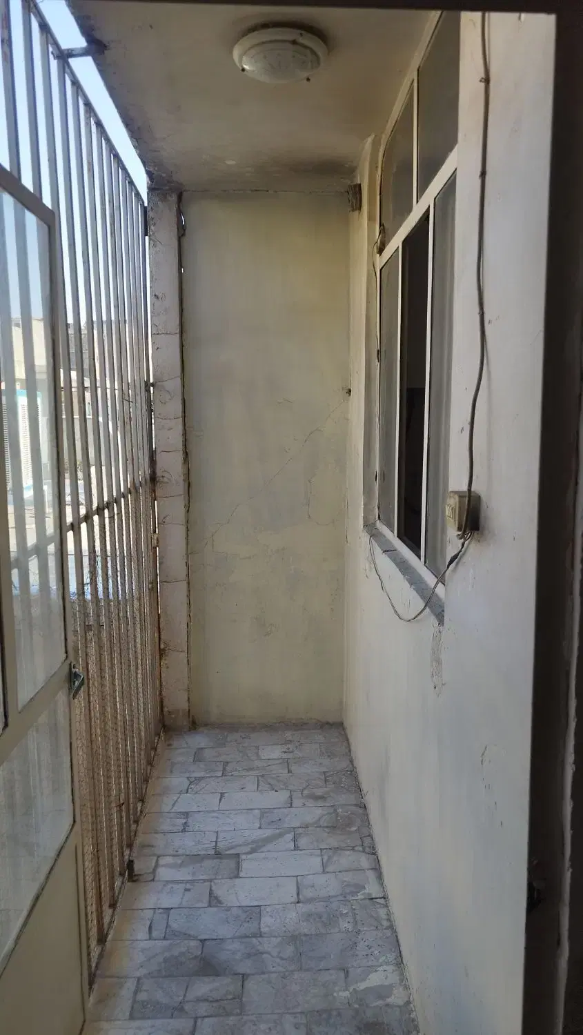 80 متر برپونه شرقی گلشهر