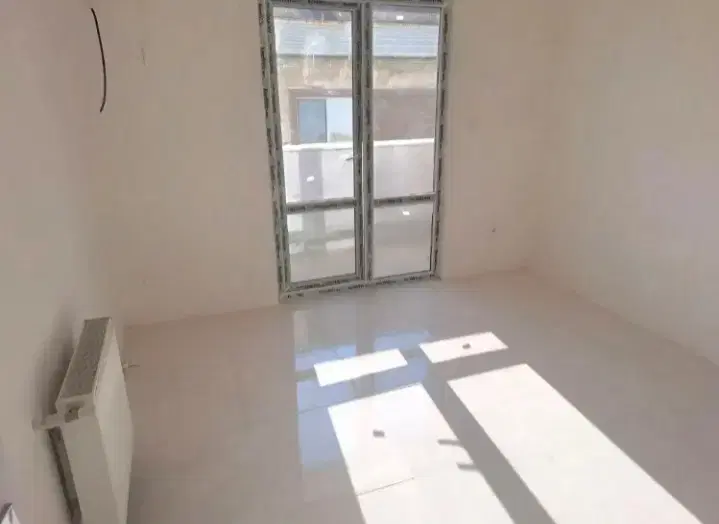 آپارتمان صفر ، فروشنده واقعی
