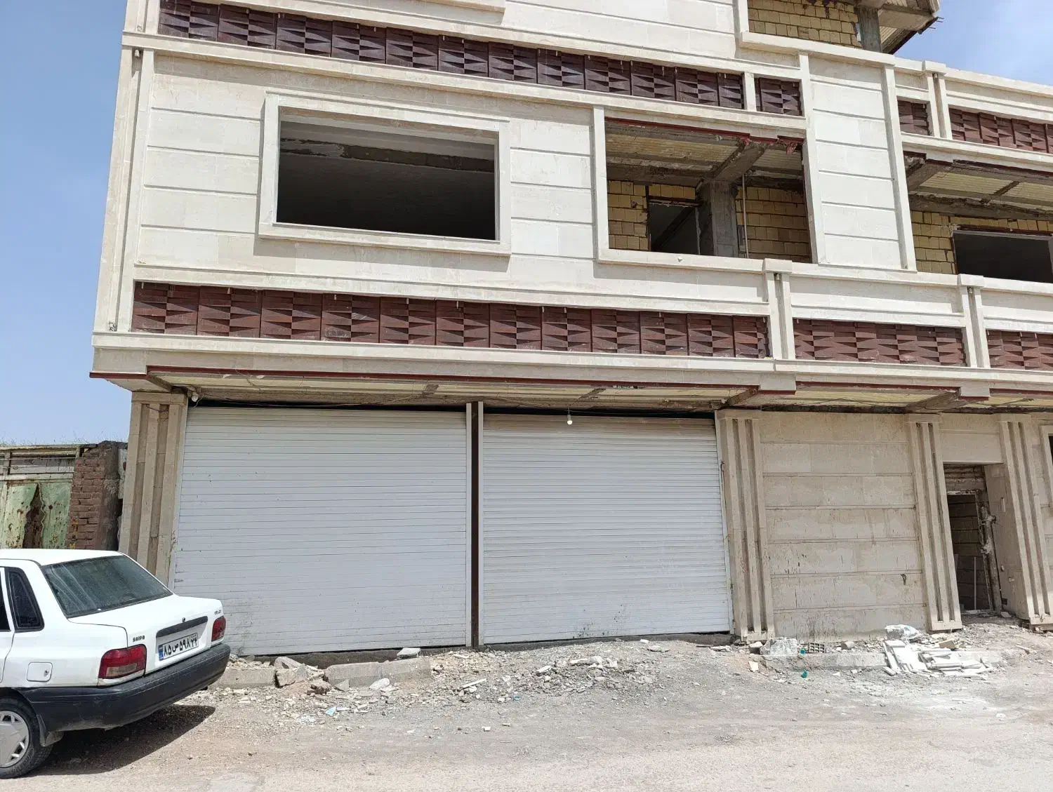 مغازه تجاری