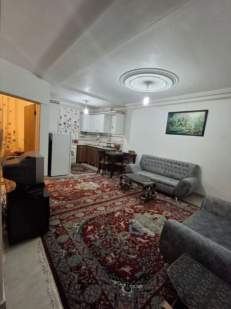سوئیت مبله به همراه پارکینگ بره سر