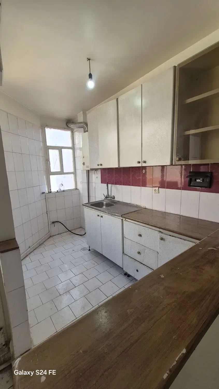 ۴۸متر * پارکینگ * انباری