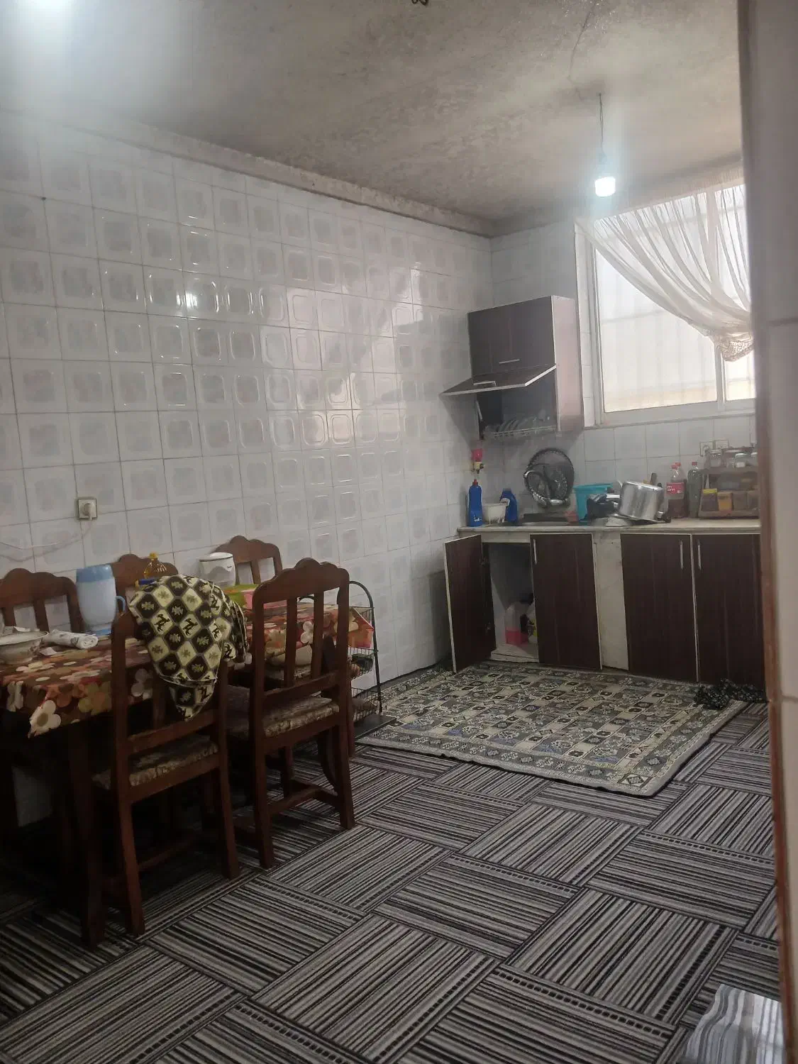 فروش یک دستگاه خونه ویلایی دربست عمارت نور
