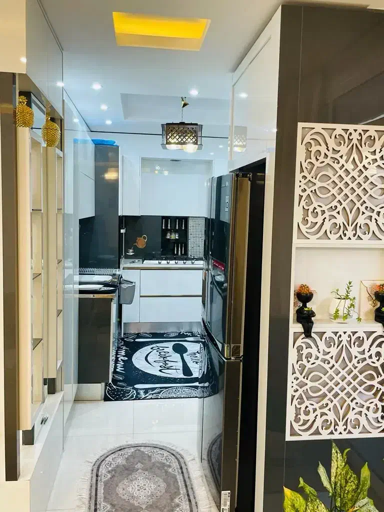 تک واحدی 90متری بهترین موقعیت جهت خانه دارن
