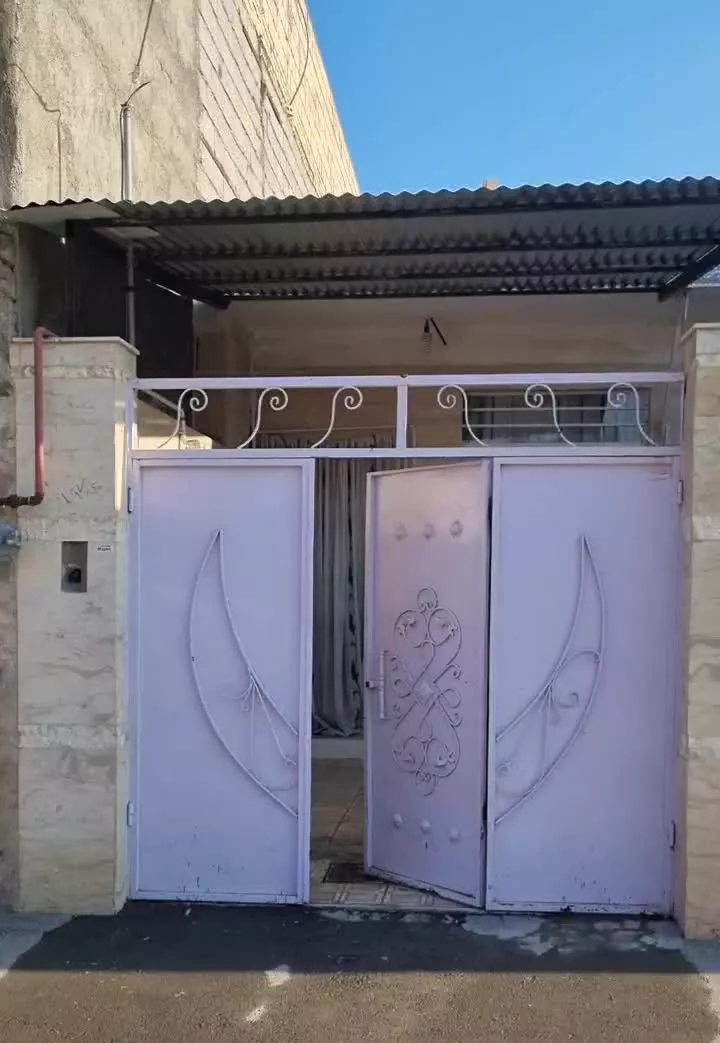 خانه ویلایی نوسازصدمتری بلوار شاهنامه رو به پیشرفت