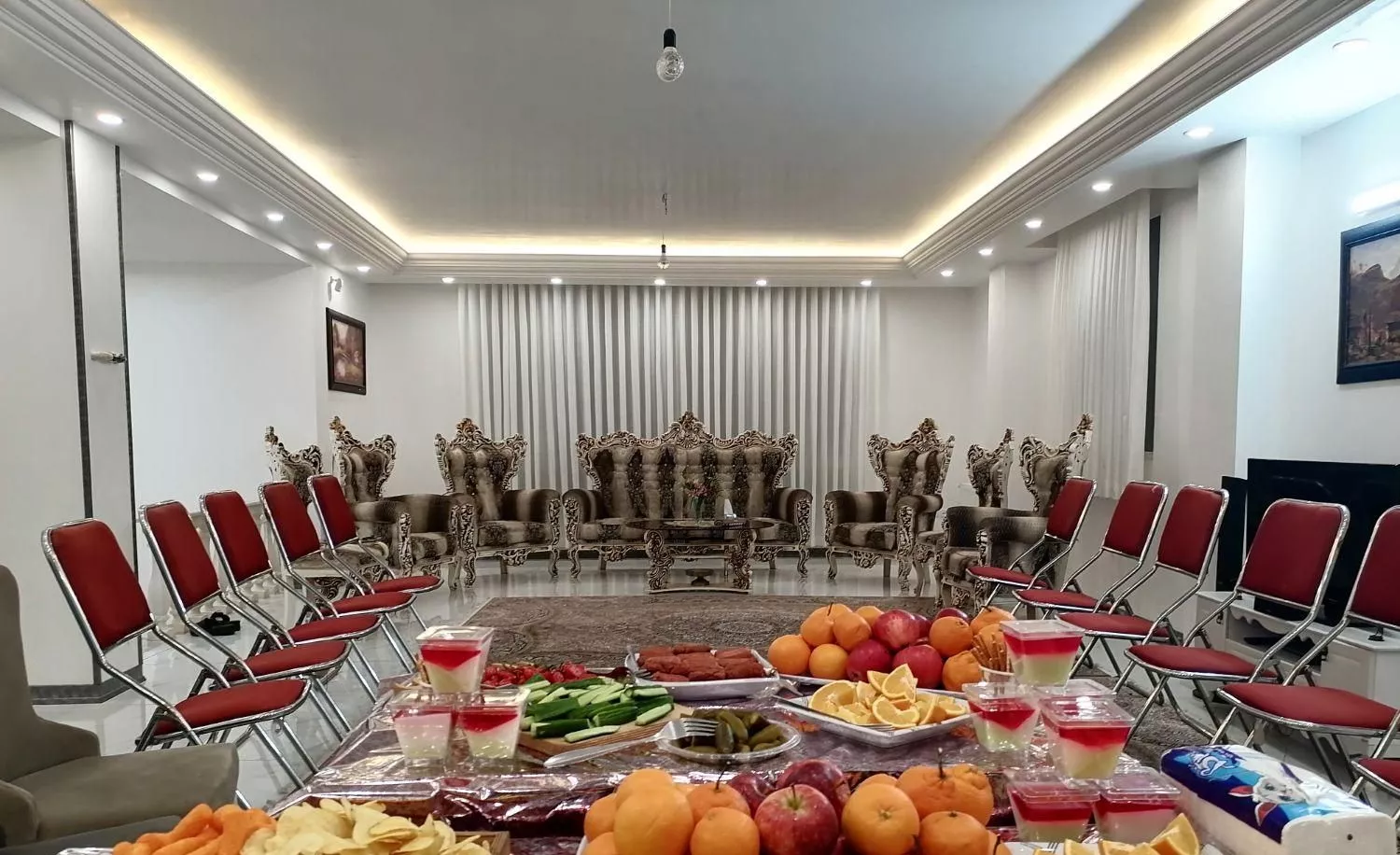 اجاره باغ ویلا استخردار
