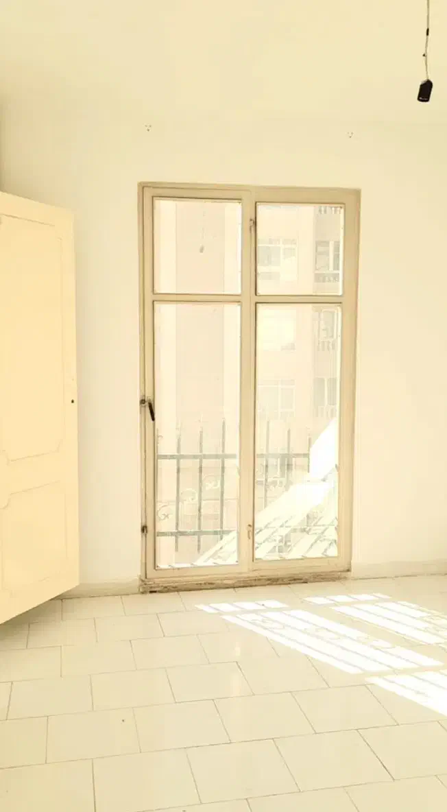 اباذر مقداد _ ۸۰متر  فول امکانات _ نقاشی شده
