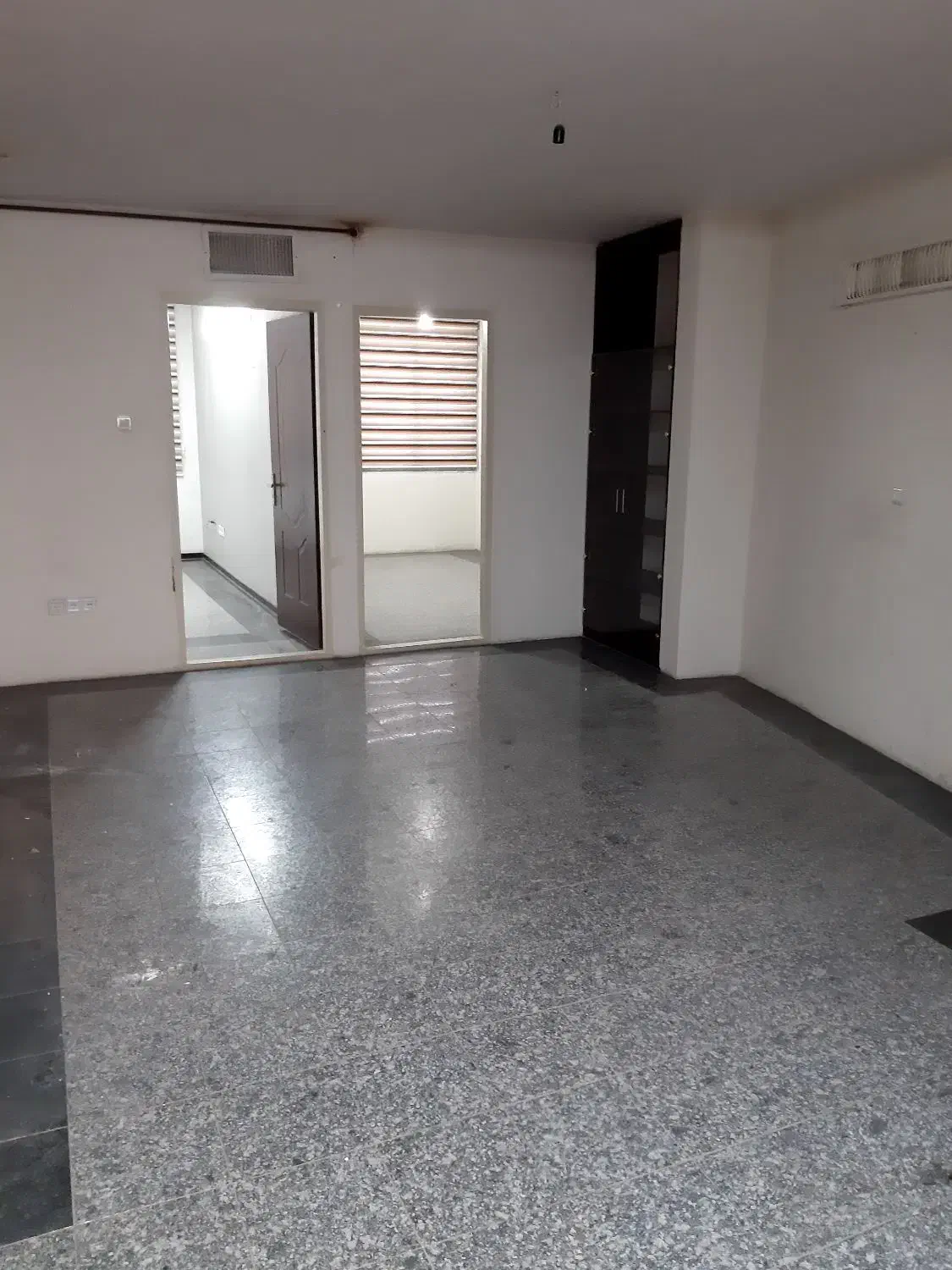 اجاره واحد اداری میدان دانشگاه