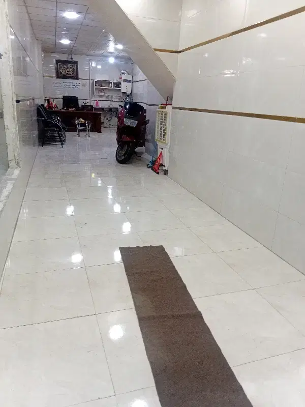 یک باب مغازه به متراژ ۱۶۰ در انقلاب ۴۲متری