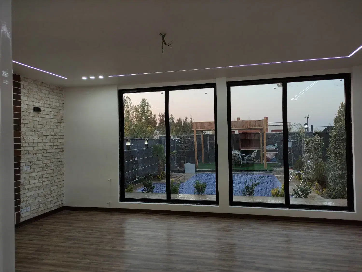 ویلا مدرن_ تاپ لوکیشن سعید آباد