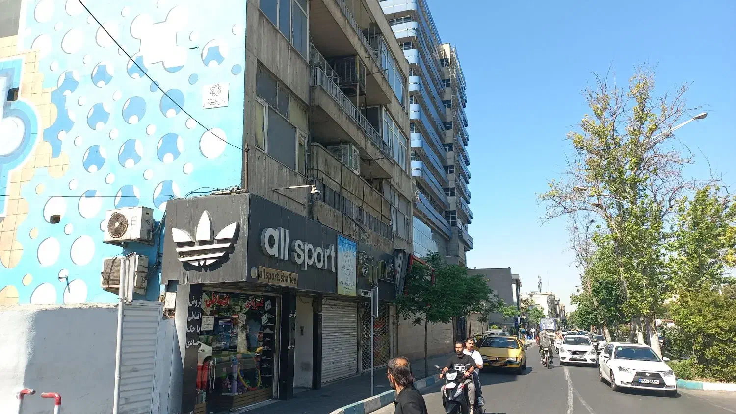 ۲۲ متر فروشگاه کالای ورزشی ( all sport )