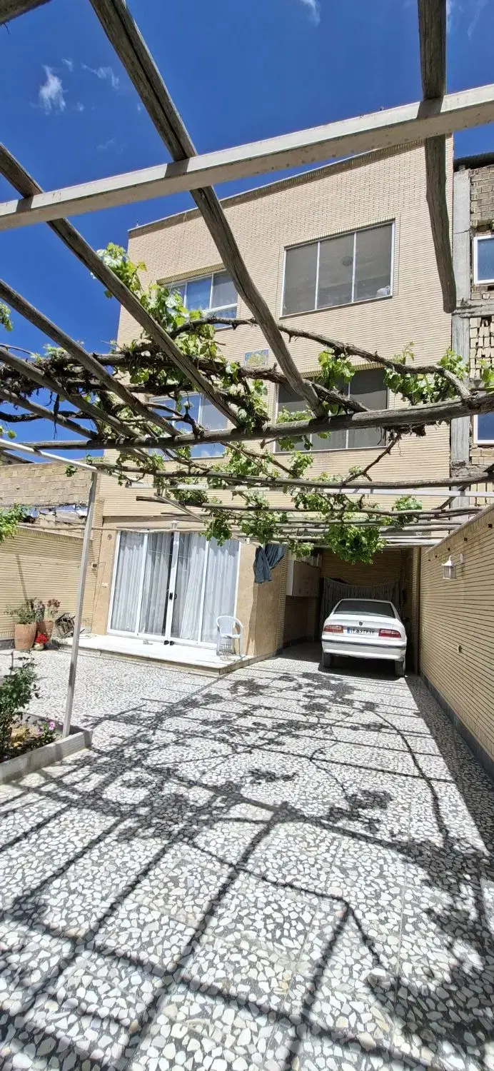 اجاره واحد مسکونی سه خواب ابتدای شرودان