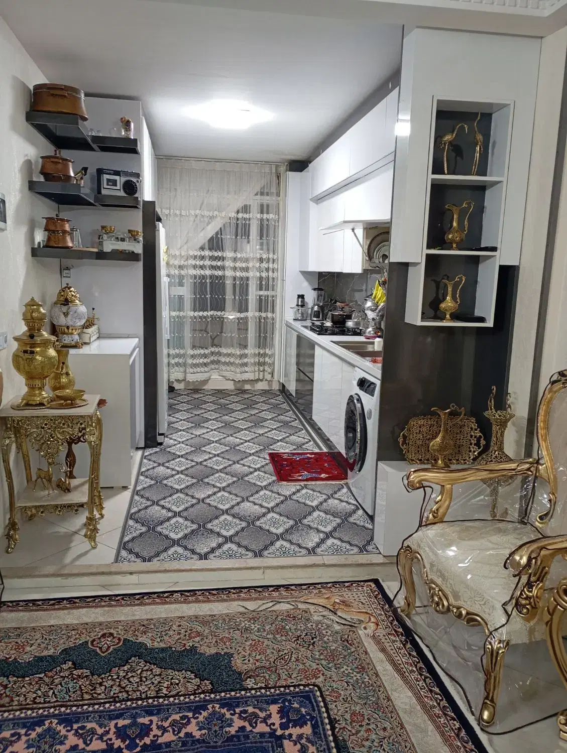 آپارتمان تک واحدی قابل معاوضه