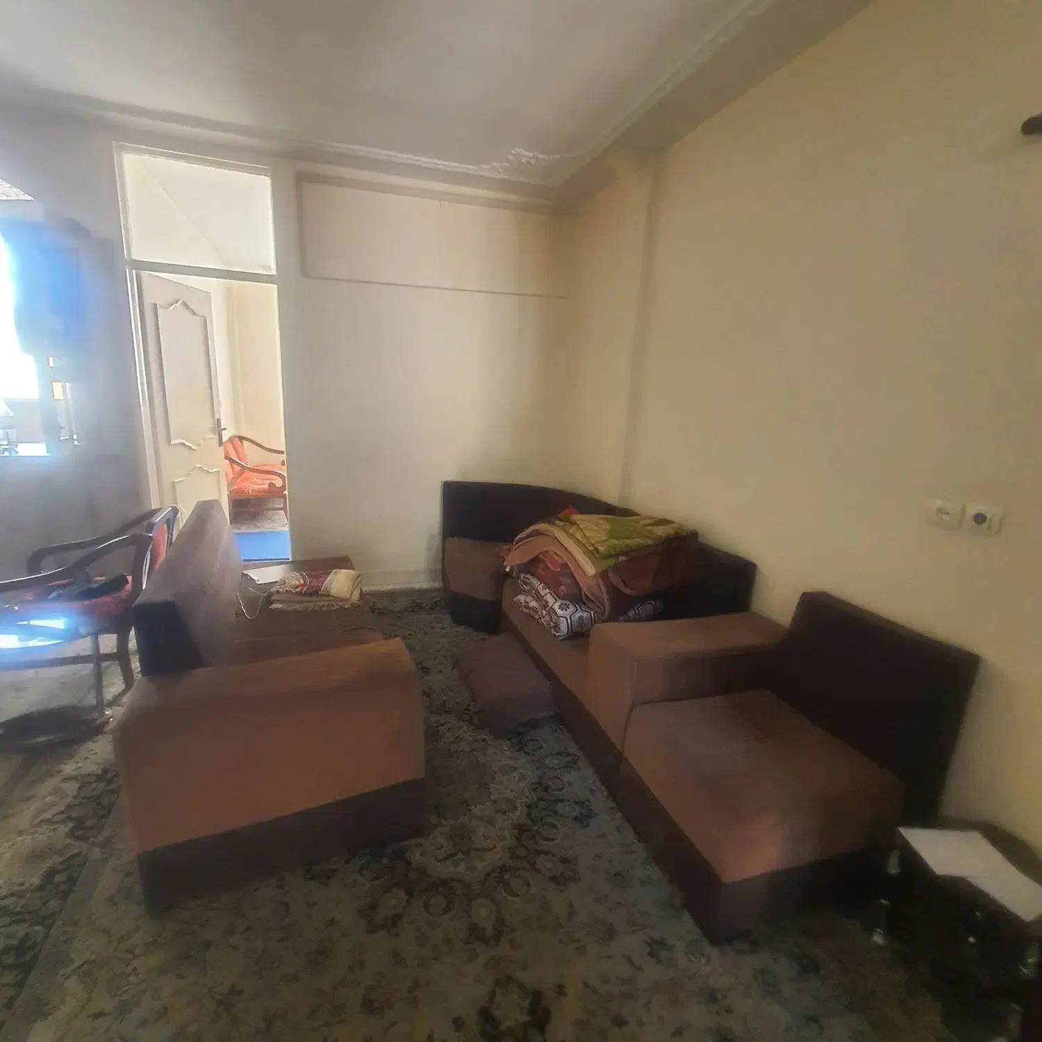 ۹۰ متر آپارتمان بهترین لوکیشن سلسبیل