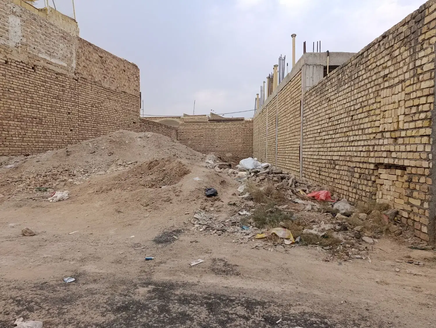 زمین 168 متری
