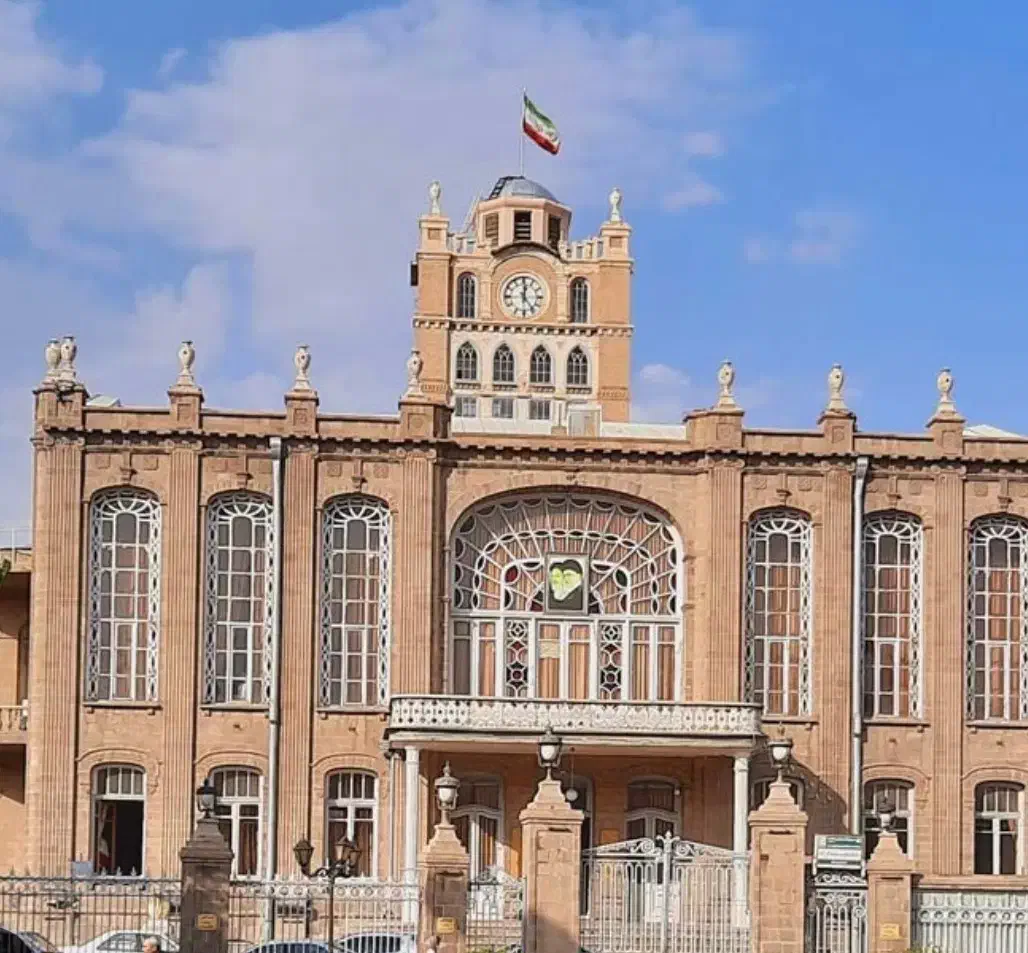 دفتر کار اموزشگاه