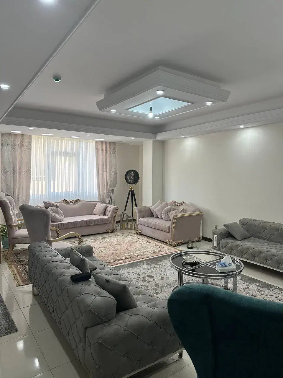 واحد 92متر نوساز طبقه سوم املاک هدیش