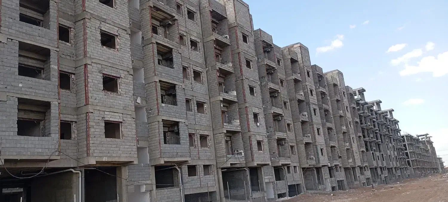 رباط کریم آپارتمان نزدیک تحویل