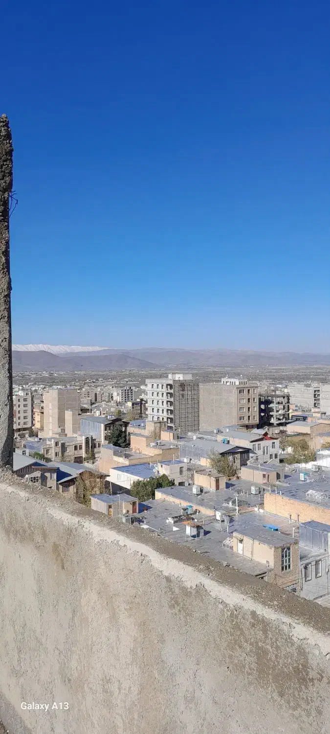 زمین ۱۲۶ متر  سی متر تاجوک