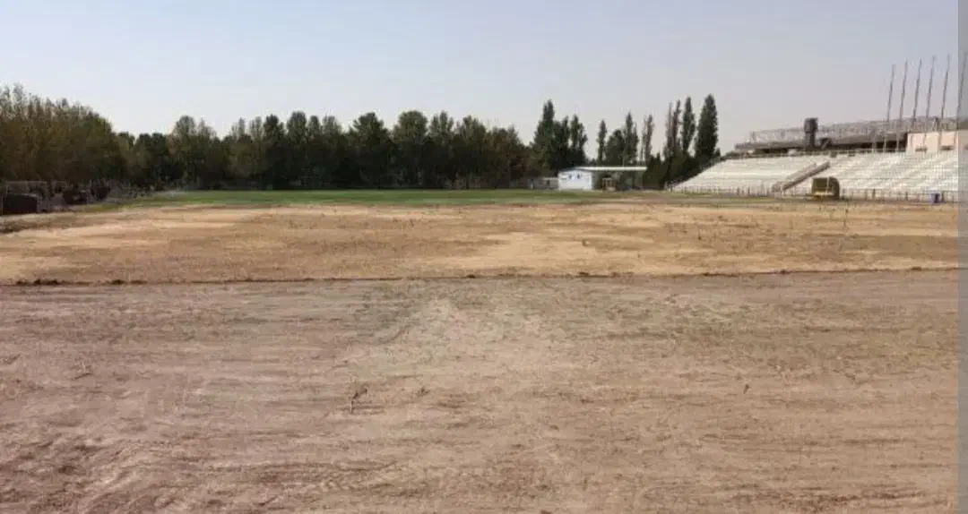 زمین 150متری
