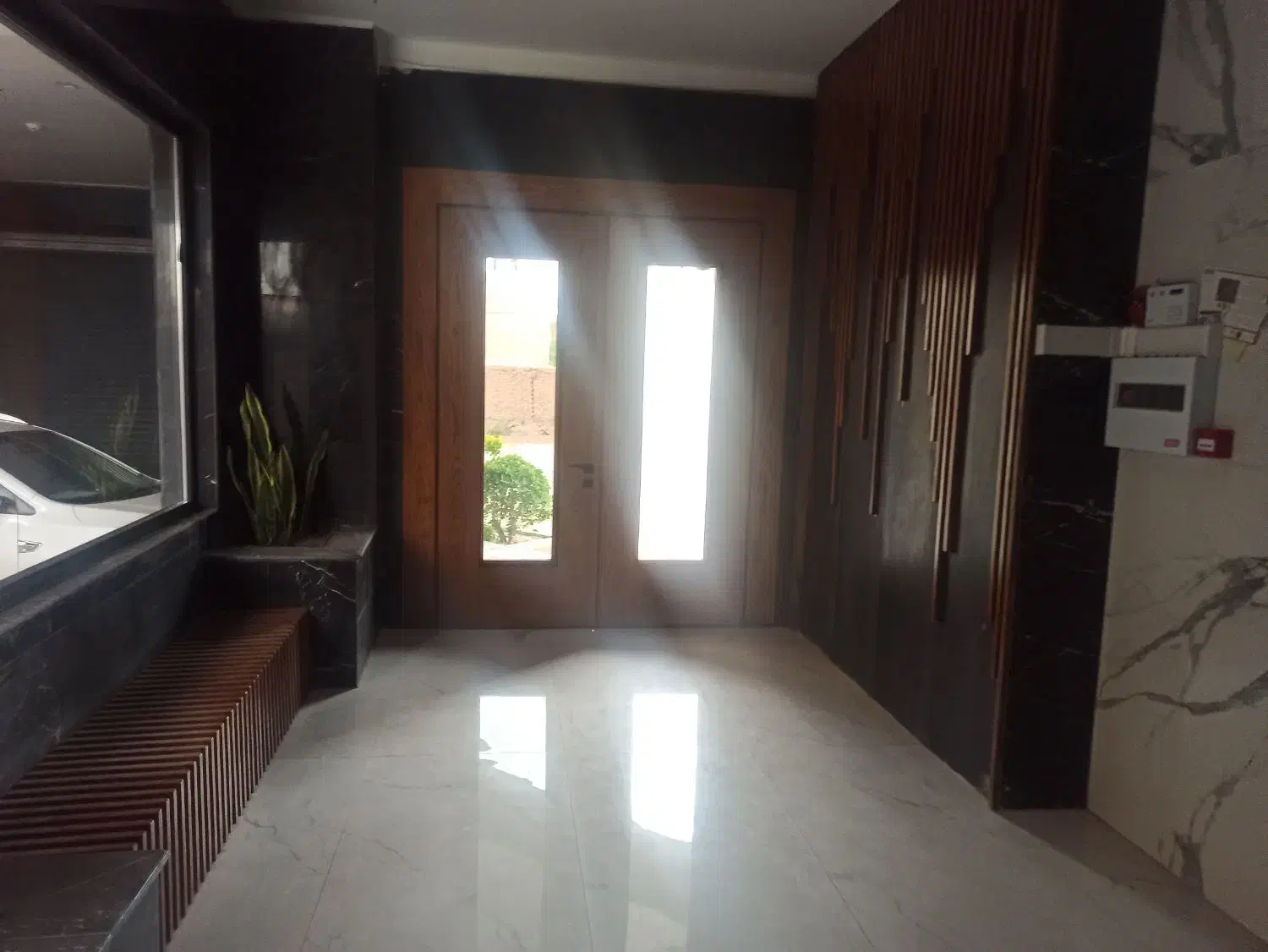 تک واحدی 210متری