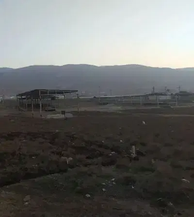 زمین روستای دارایی .(قبرستان)