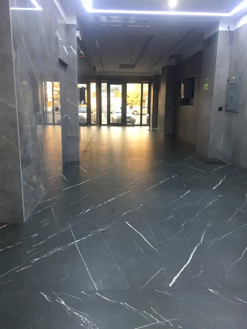 ۳۲۰متر سهروردی مغازه نمایشگاه یک طبقه پارکینگ