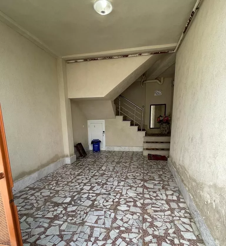 اجاره ویلای شیک حیاط دار (کد ۷۰)