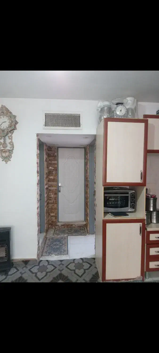 آپارتمان طبقه بالای همکف