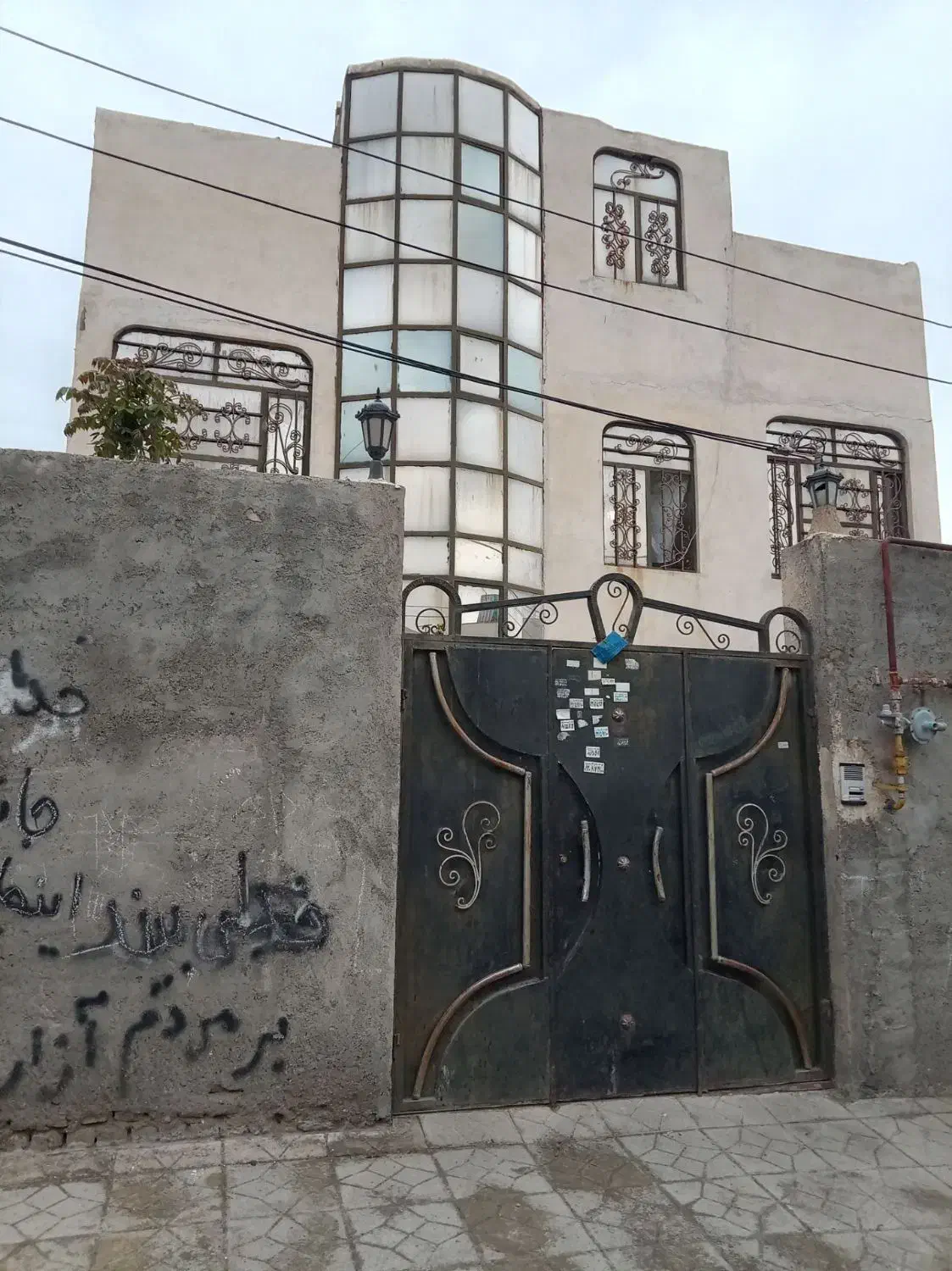 رهن و اجاره واحد2خوابه جمع وجور75متری.پارکینگ