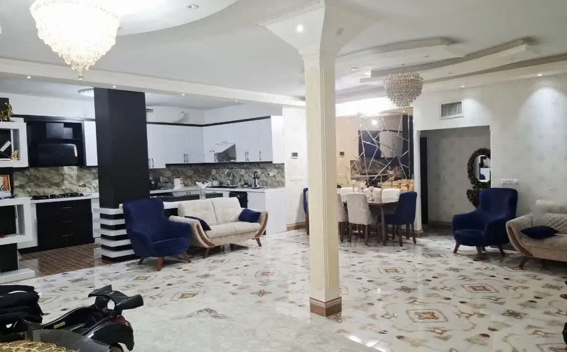 رهن کامل_ منزل ویلایی_ دربست مرکز شهر