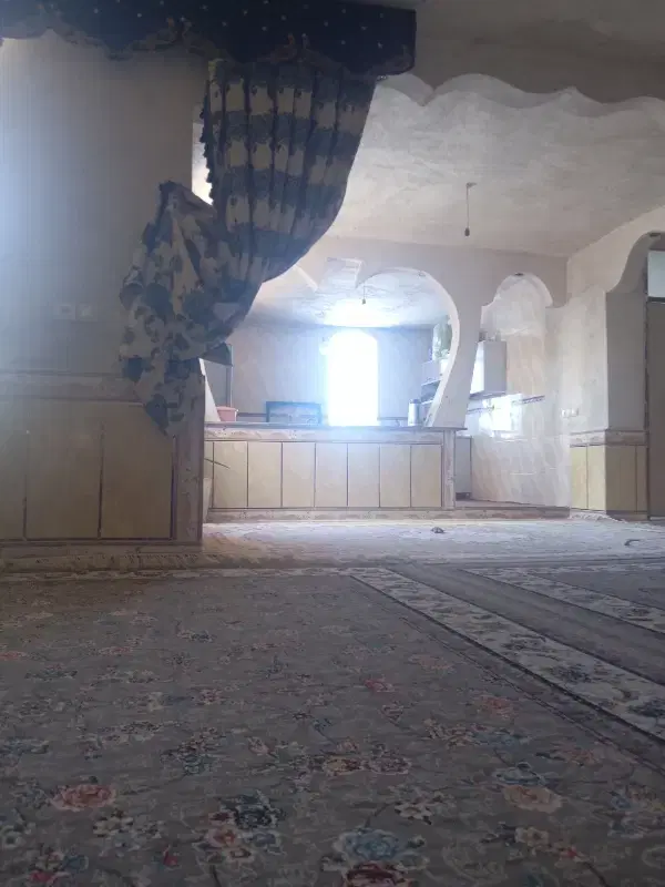 طبقه اول3500جاده اصفهان بلهزار پایین