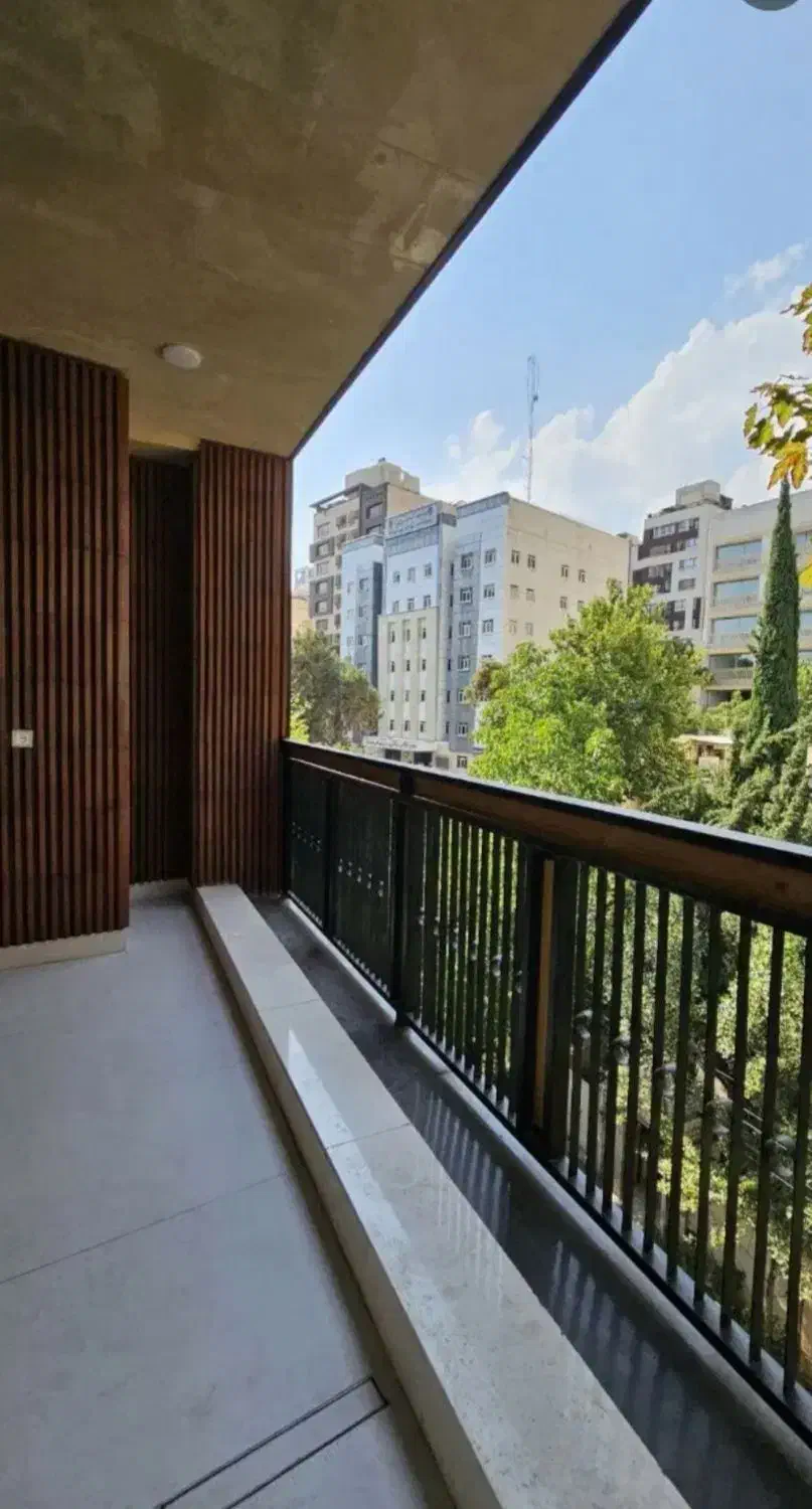 ازگل  2  خوابه  بالکن دار نور مستقیم(( توضیحات ))