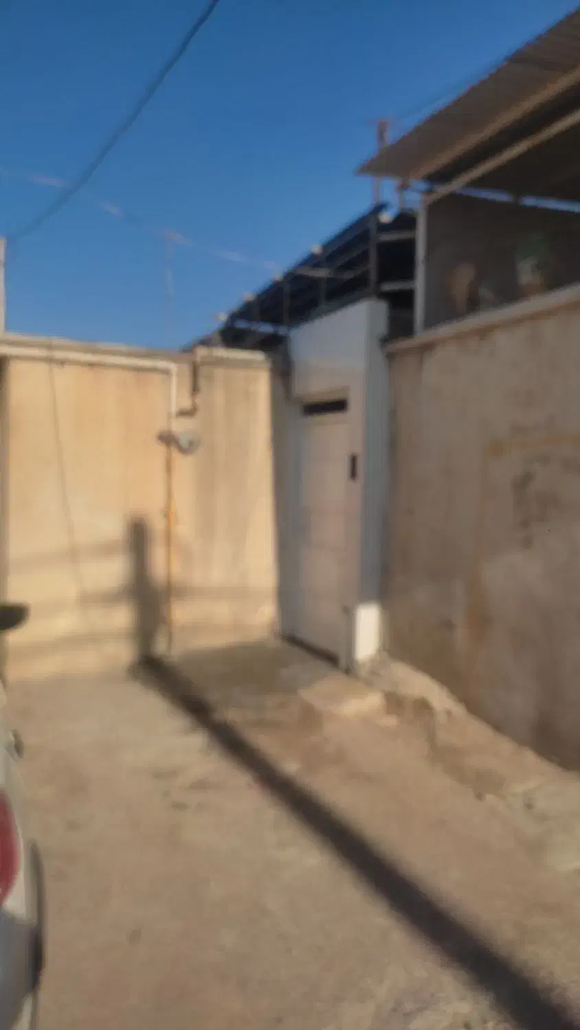 منزل کوی شهدا دریکوند اول کوچه معاوضه هم میکنم