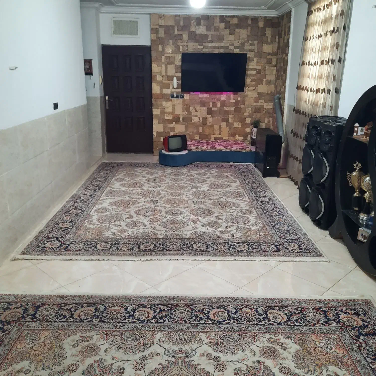 خانه طبقه سوم رهن کامل
