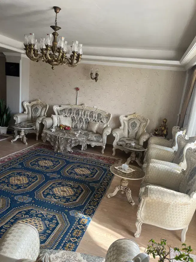 آپارتمان ۱۶۰ متری استاد معین