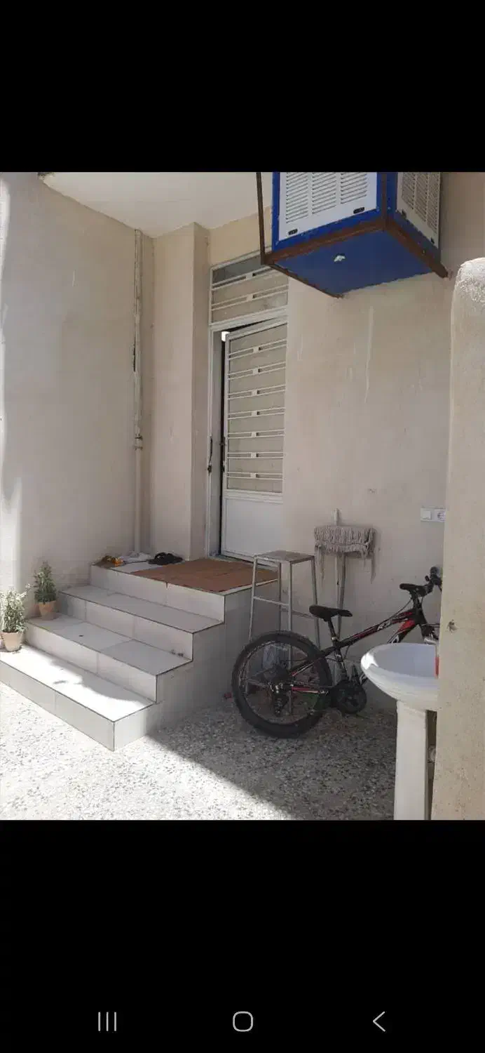 منزل طبقه همکف مستقل ماشین رو